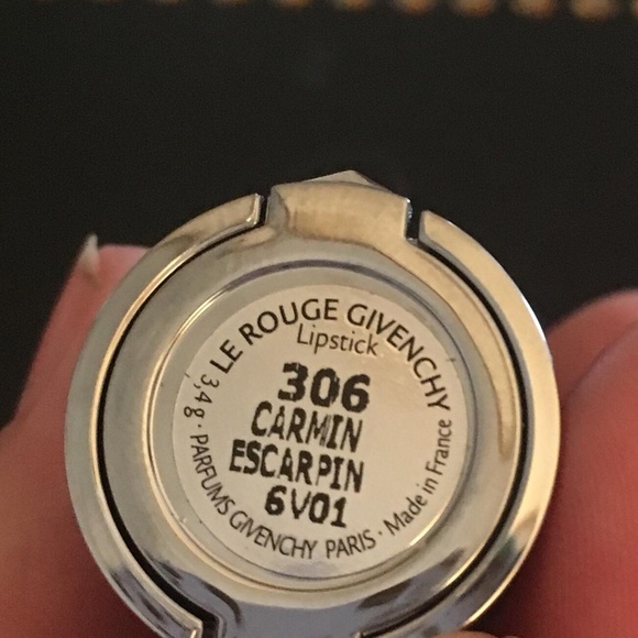 makeup - Picture 4 of 4